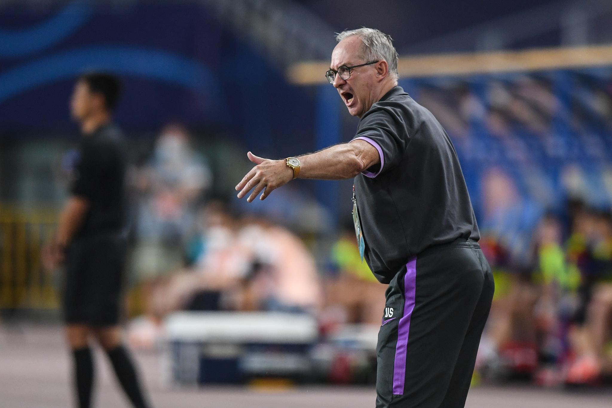 九游官网下载app下载-圣埃蒂安遭受连败打击，主帅面临考验的简单介绍